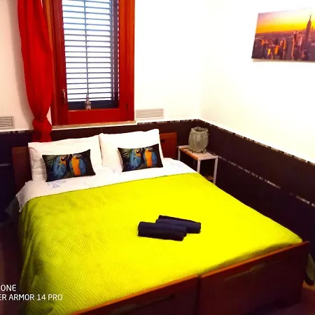 In Sea Horizon * Cefalu