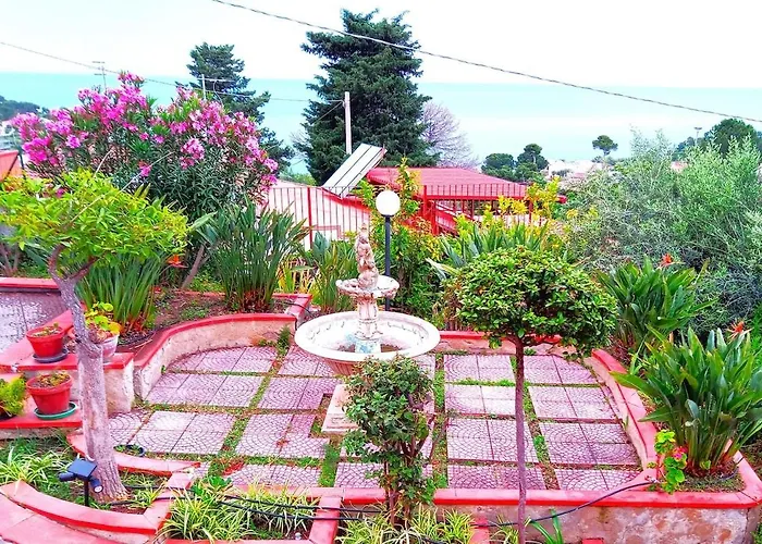 In Sea Horizon Nyaraló *